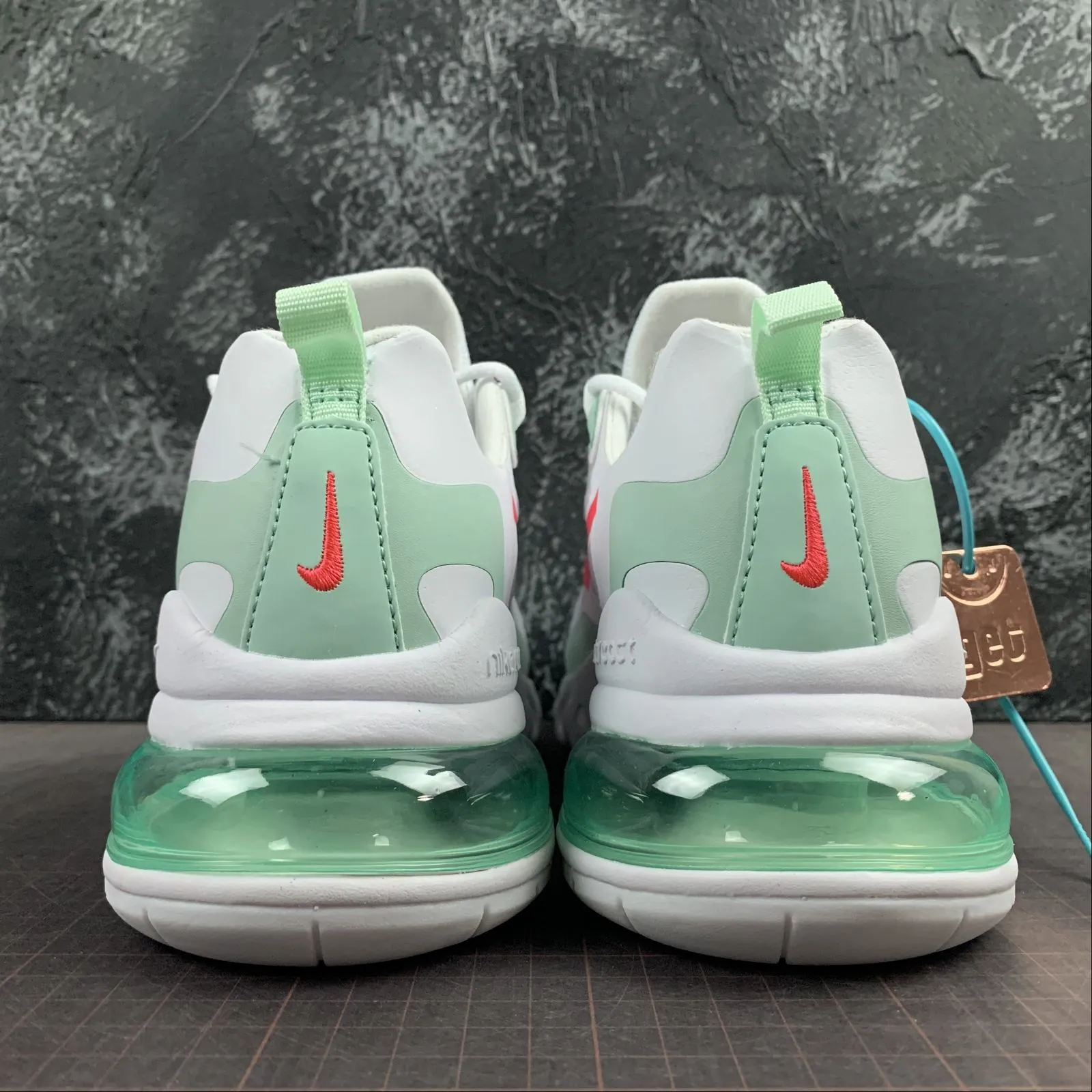 quick - dry running shoes All-Weather Use Air Max 270 React White Laser Deep Red CV3025-100