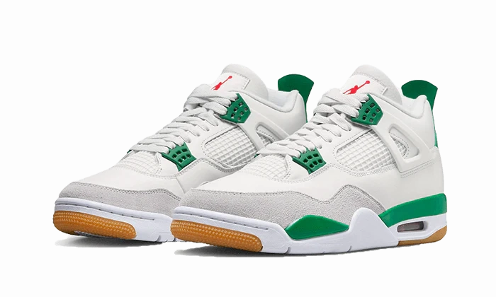 Pull Tab Full Motion Air Jordan 4 Retro SB Pine Green
