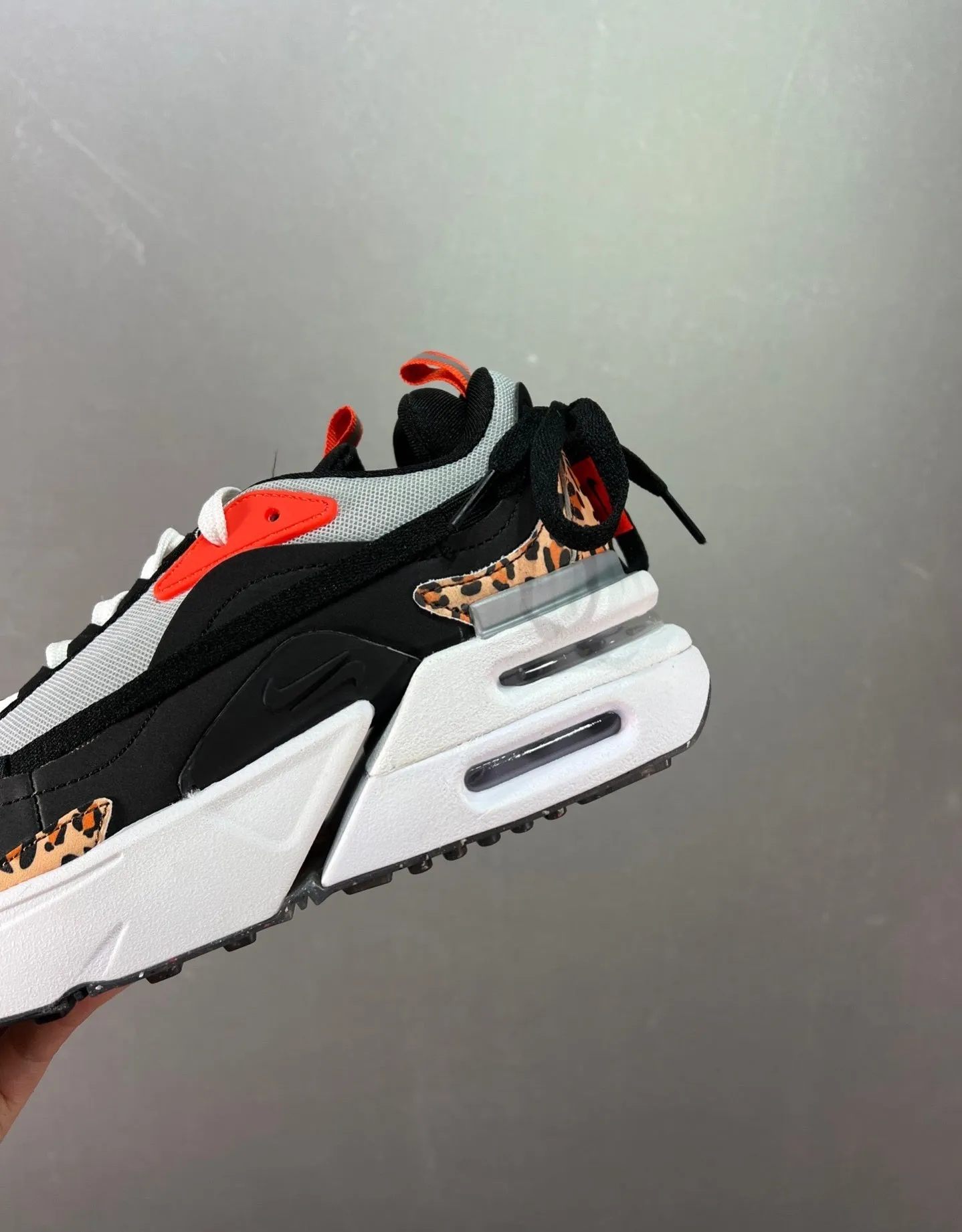 arctic - themed running option Air Max Furyosa "Leopard" Black Black Light Bone Habanero Red DH5104-002