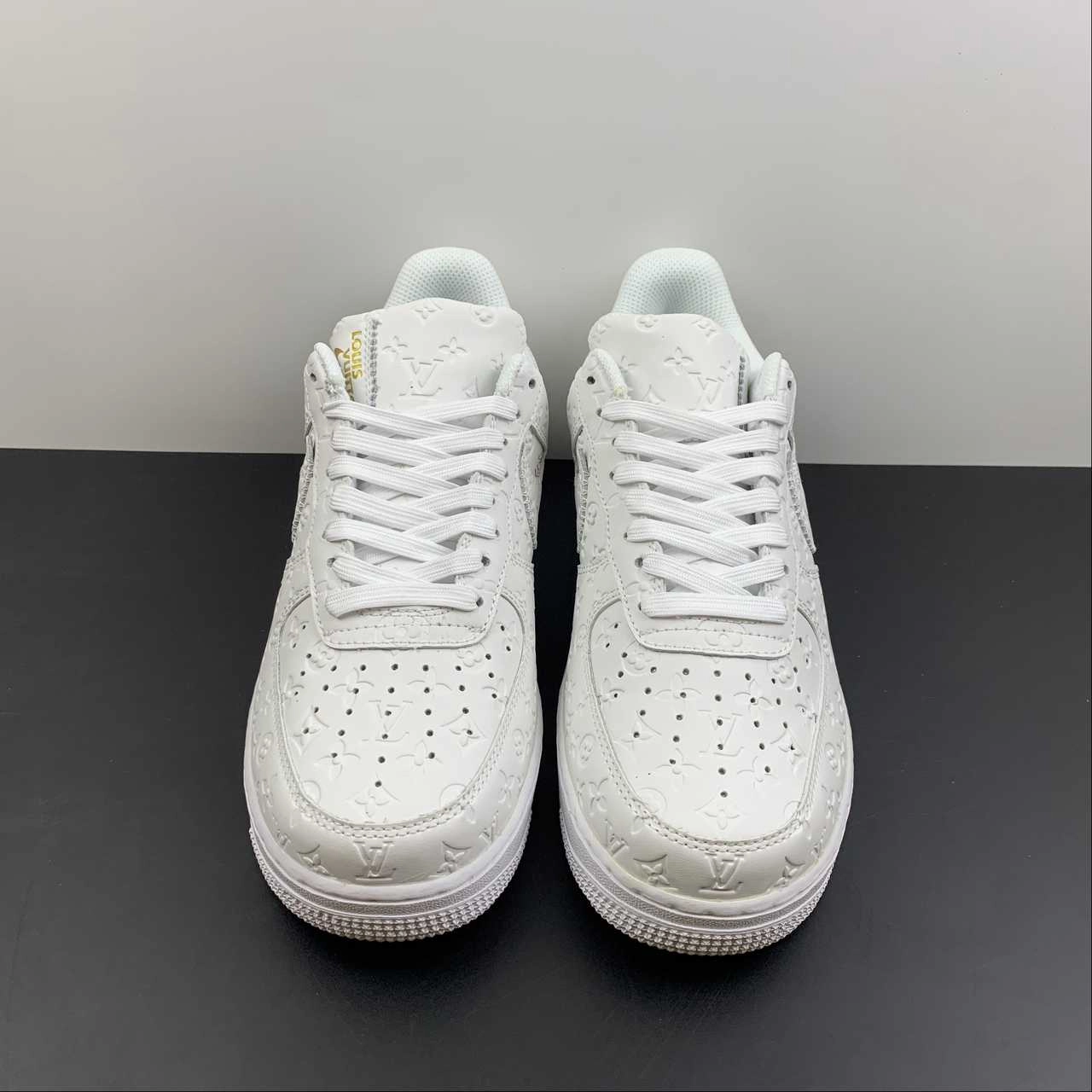 walking shoes LV x Air Force 1 07 Low White Metallic Gold LD0212