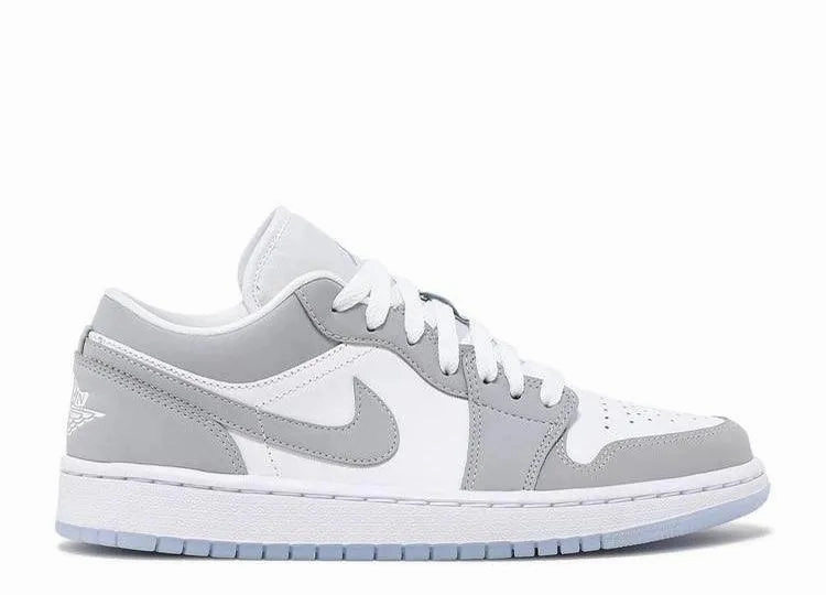 Air Jordan 1 Low Wolf Grey (W) Indoor Step Work Look