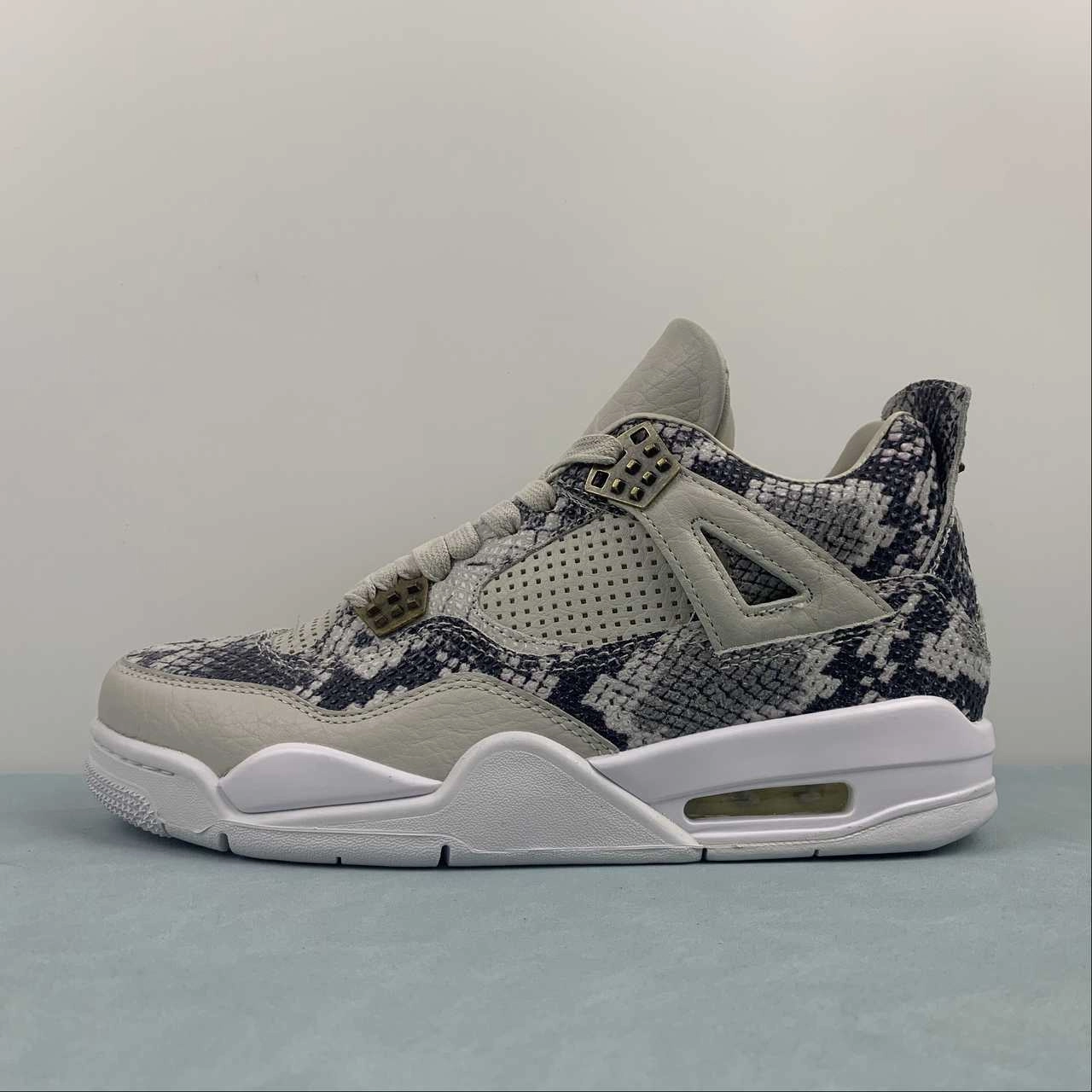 Urban Routine Heel Pad Air Jordan 4 Retro Snake Skin Light Bone White Pure Platinum Wolf Grey 819139-030