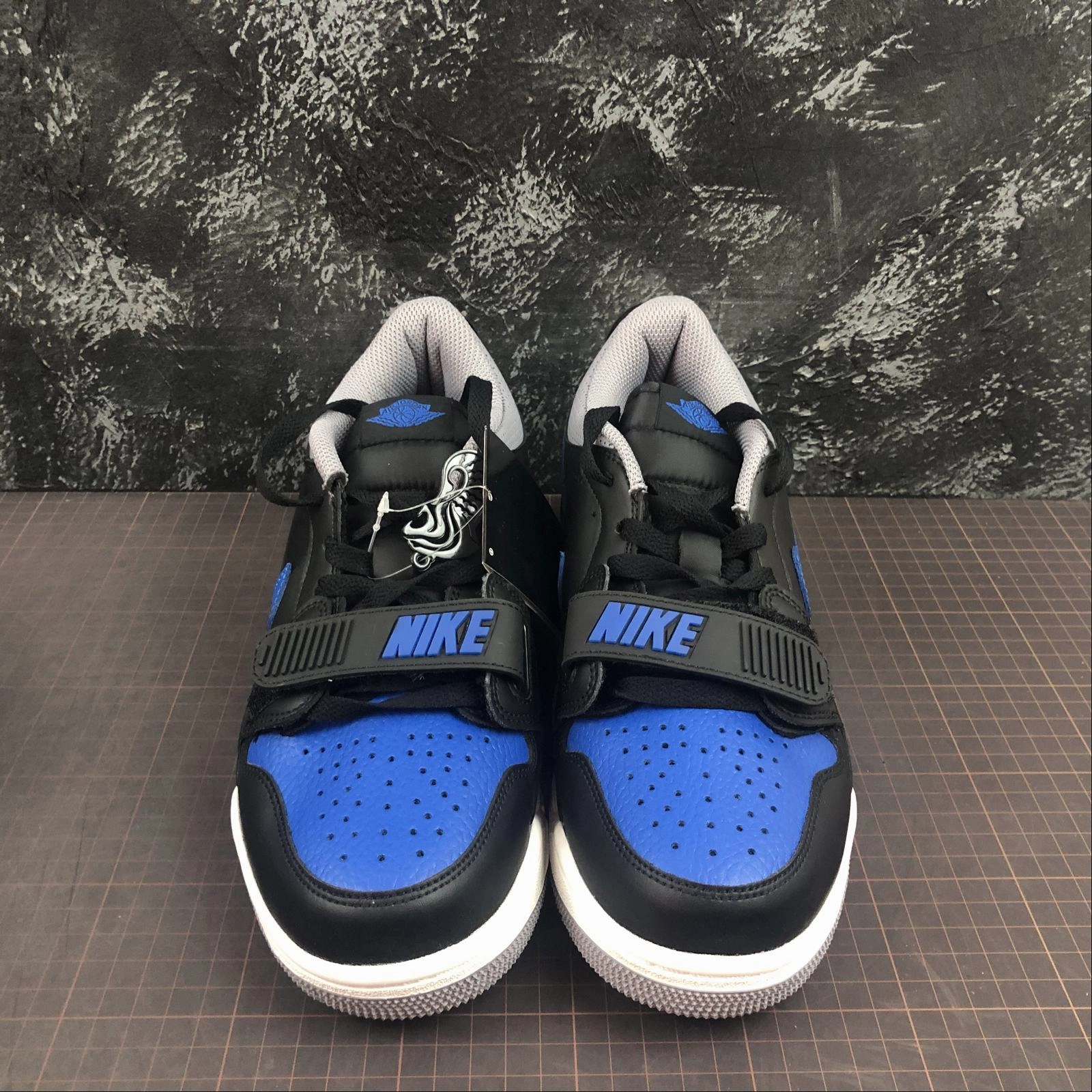 Air Jordan Legacy 312 Low Royal CD7069 041 Abrasion Resistant Outsole