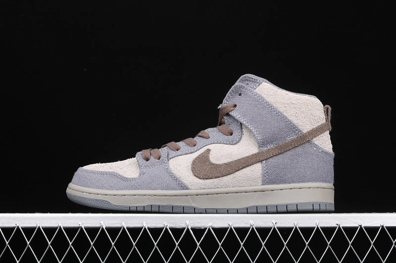CushionedMidsole Mid   Top Style Dunk High Premium Medium SB Grey Smoke-Cool Grey 313171-020