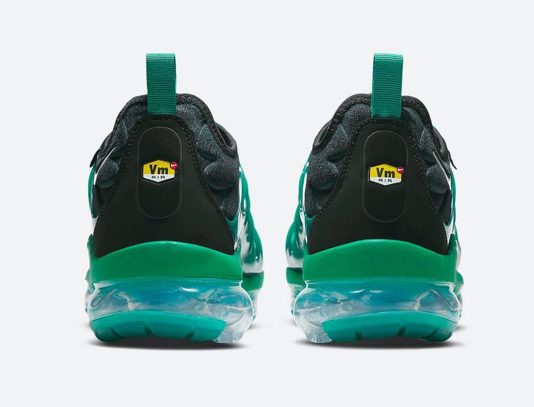 Nike Air Vapormax Plus VM Durable Power Classy flair