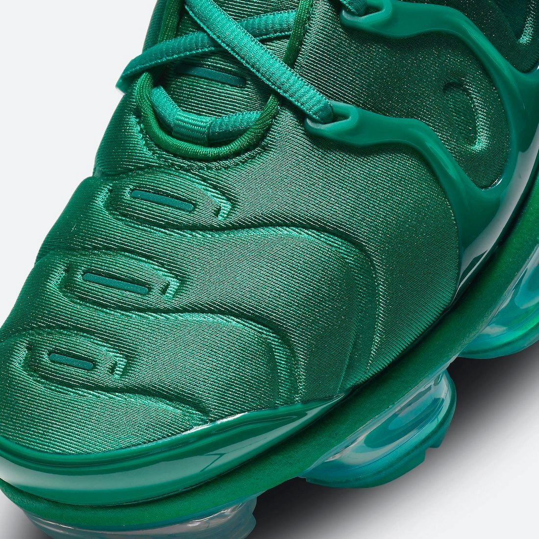 training - specific running shoes Nike Air Vapormax Plus VM