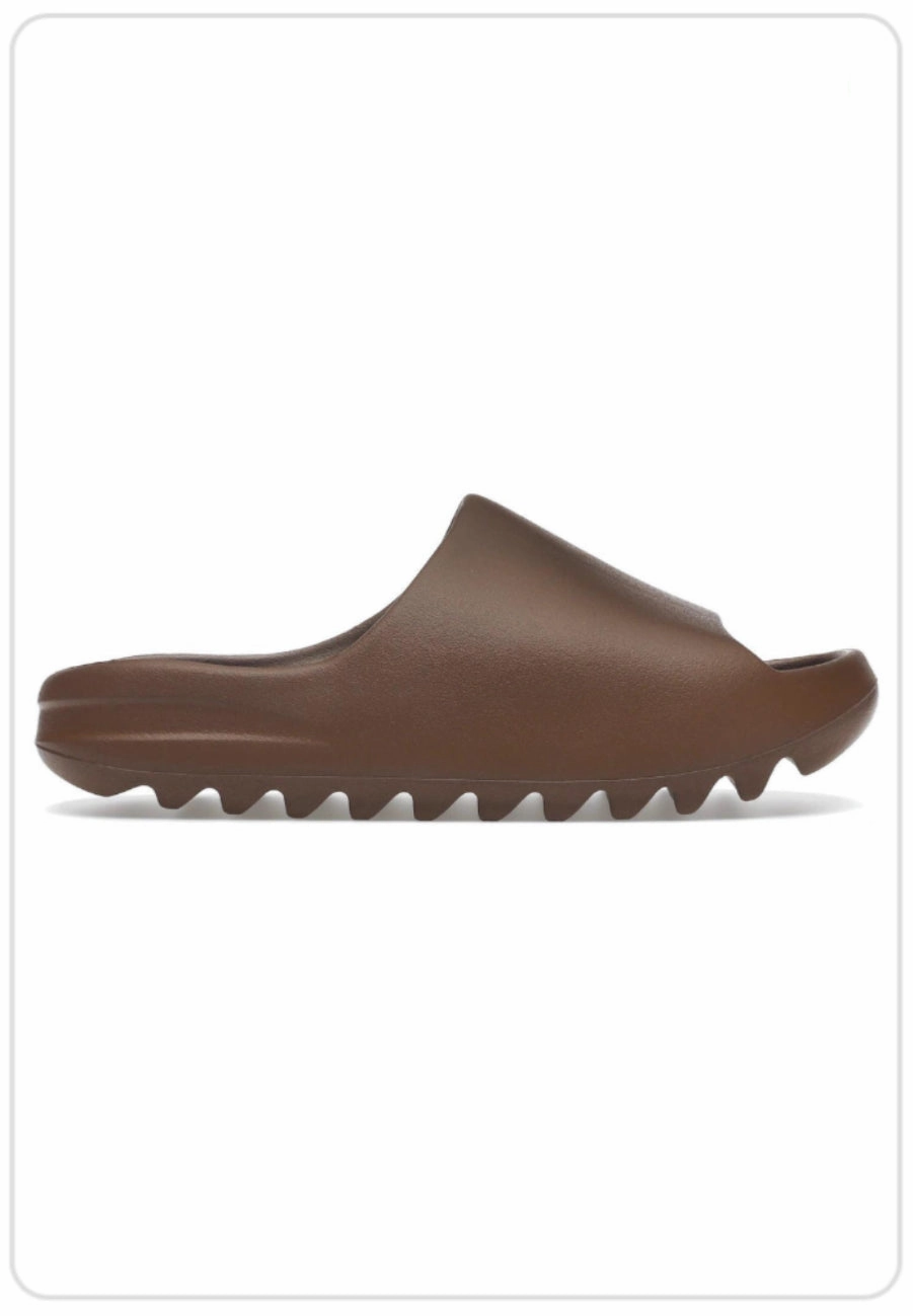 Quick Foot Step Yeezy Slide Flax