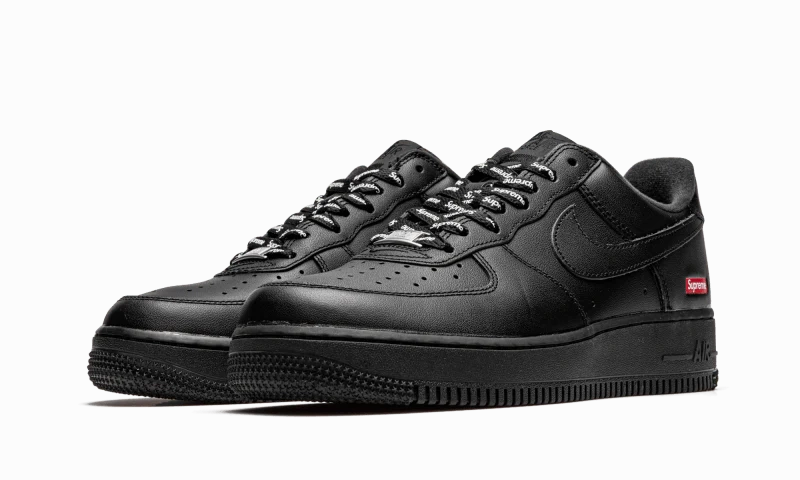 Nike Air Force 1 Low Supreme Black On Feet