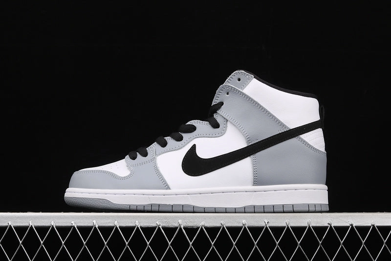 SB Zoom Dunk High Pro Ligeht Grey White Cushioned Base