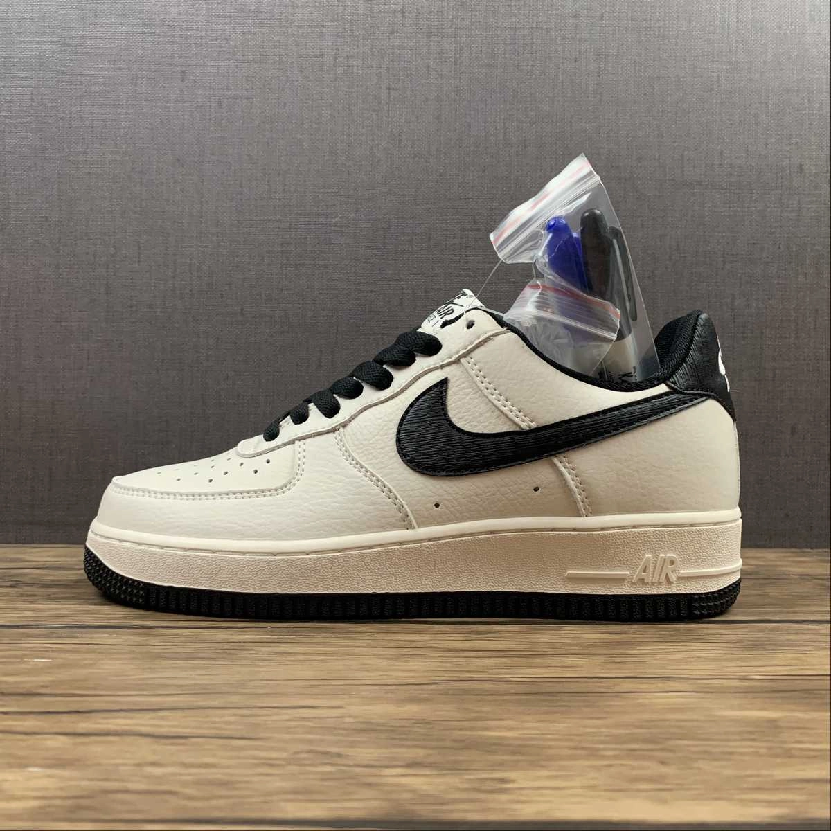 High Quality Wave Step Air Force 1 07 SU19 Rice Black MK9636-125