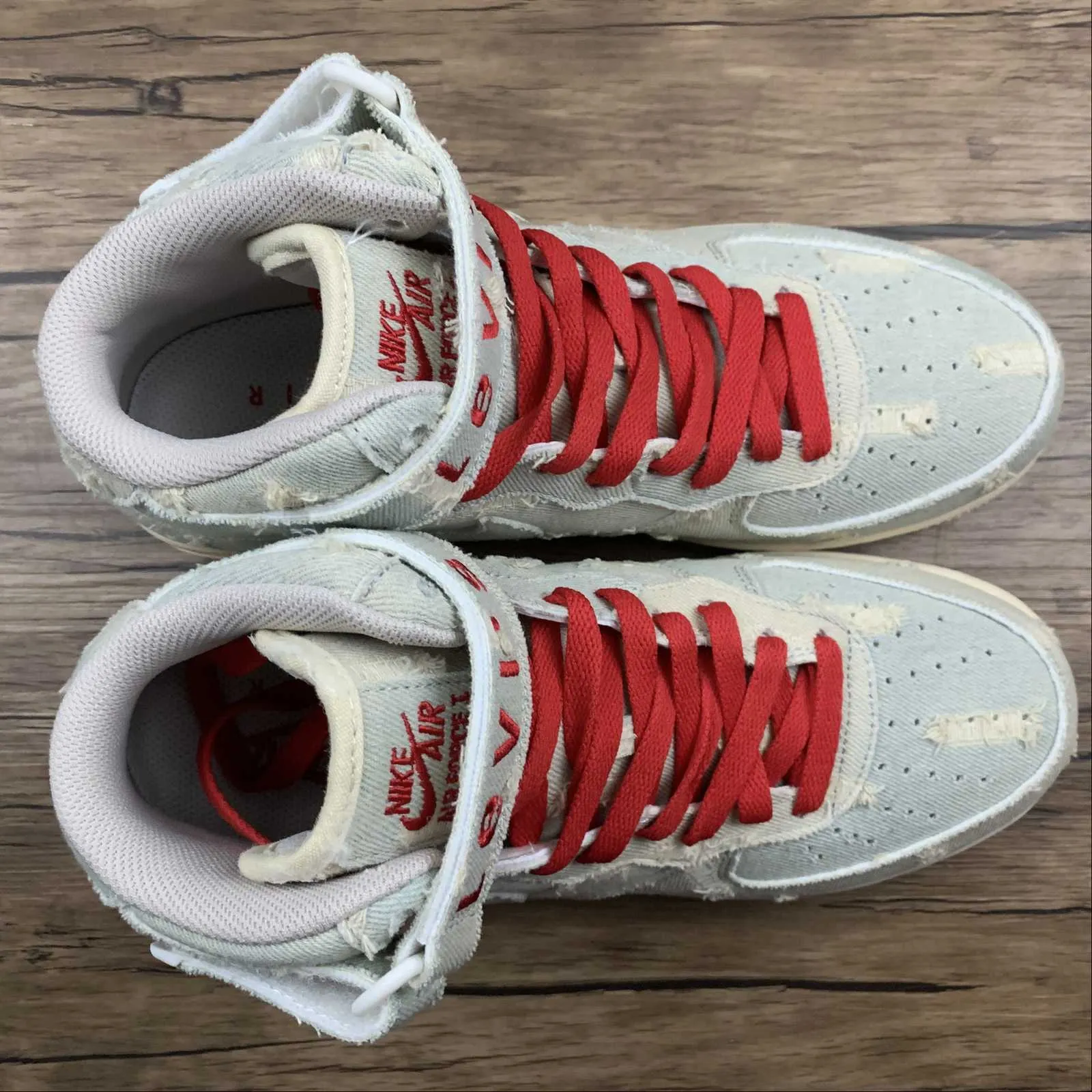 Levis x Air Force 1 07 Mid Beige Red 51122-215 Lace Free Timeless Feel