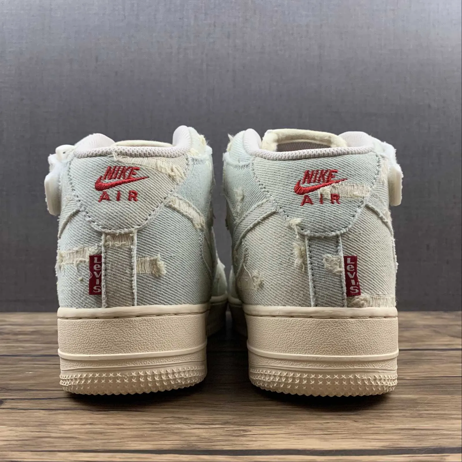 Levis x Air Force 1 07 Mid Beige Red 51122-215 Street Trend
