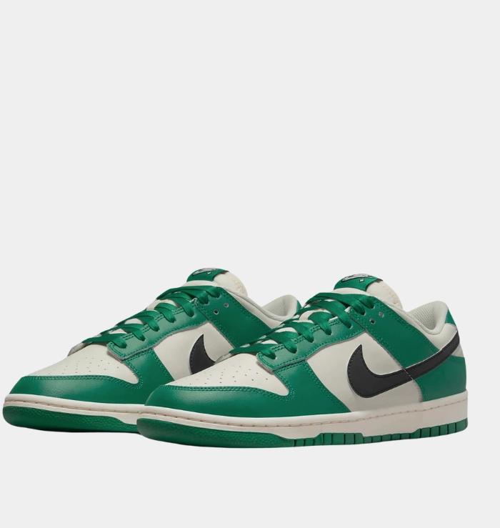Hyper Elastic Foam Tech Nike Dunk Low SE Lottery Pack Malachite Green
