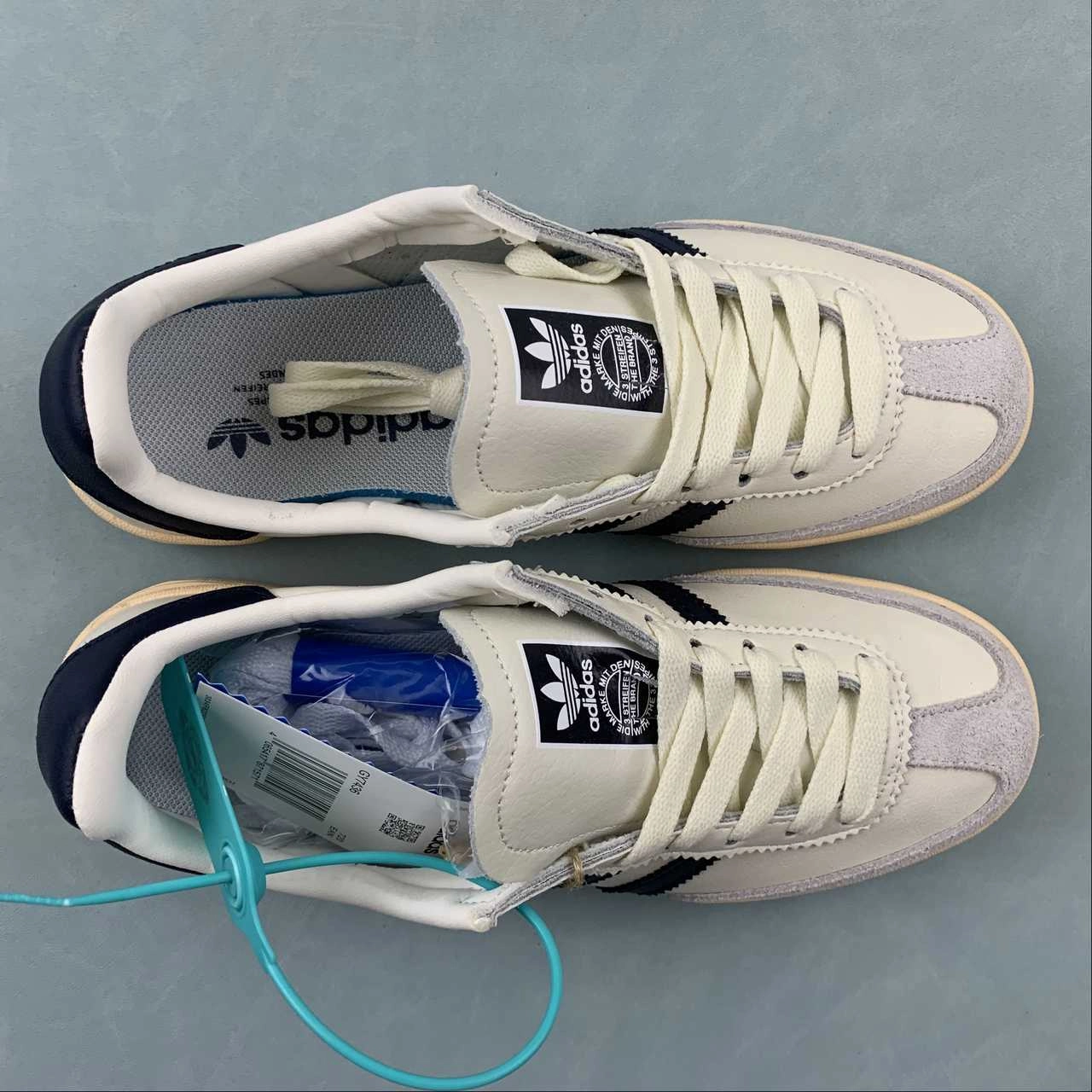 Adidas Jeans Chalk White Sand Strata Legend Ink GY7436 endurance training shoes long - distance runner shoes