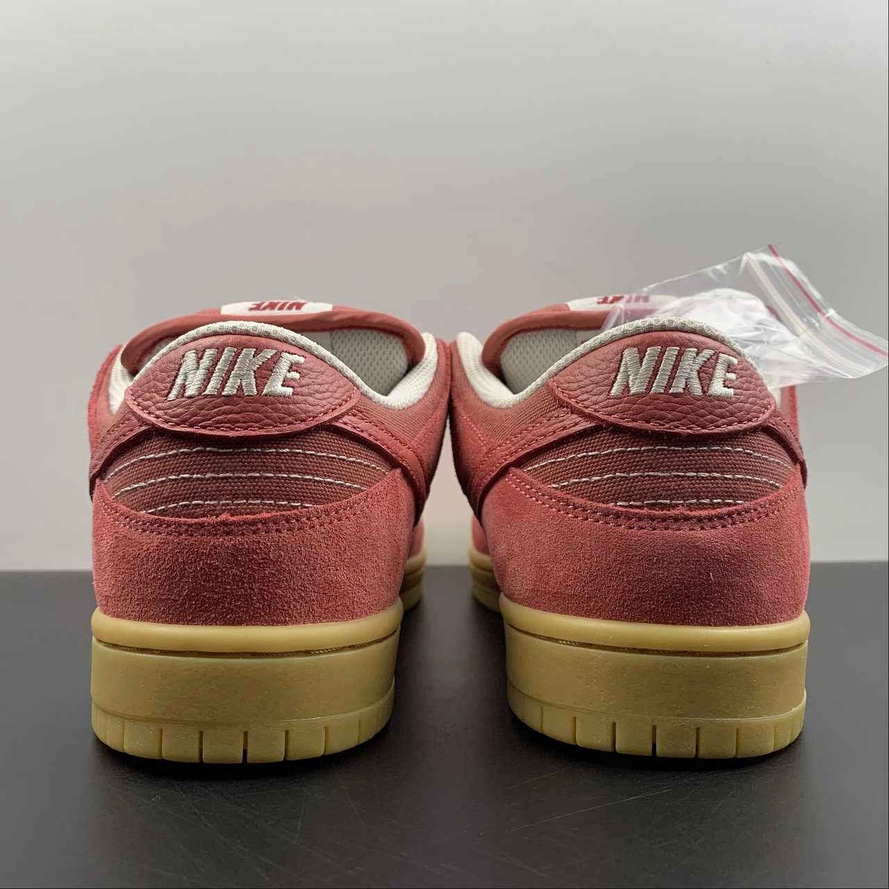 SB Dunk Low Adobe Red Gum DV5429-600 StretchableMaterial