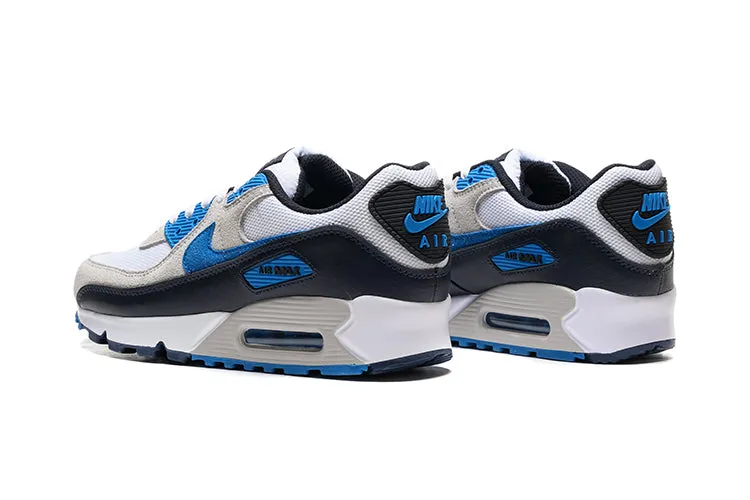 Nike Air Max 90 Foot Style