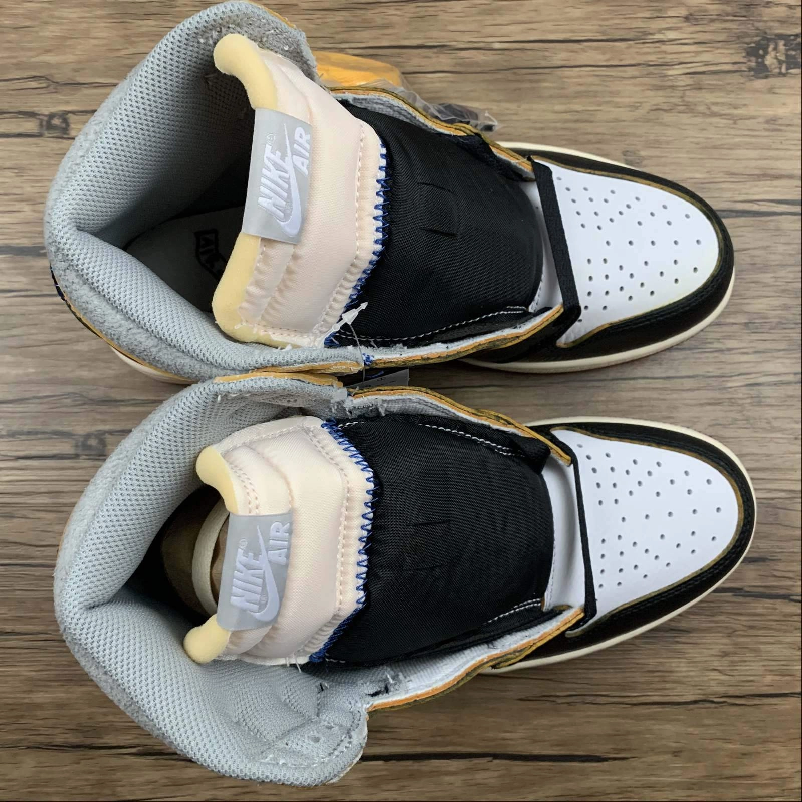 Air Circulation System Air Jordan 1 Retro High NGR UN White Black-Varsity-Red BV1300-106