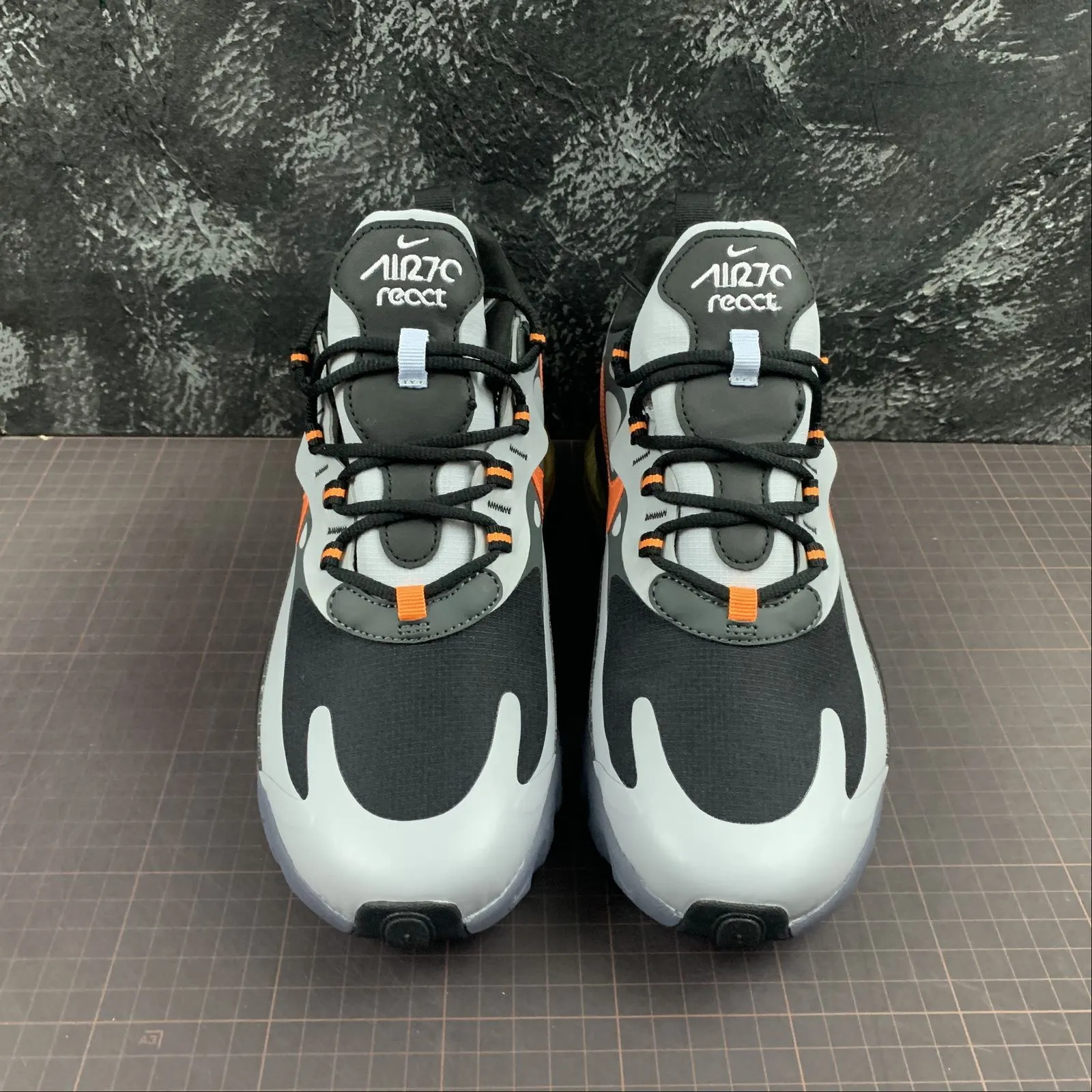 Air Max 270 React Wolf Grey Total Orange-Black CD2049-006 Pro Performance breathable running choice