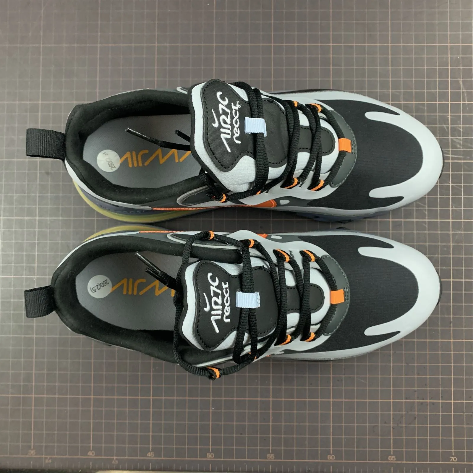 Air Max 270 React Wolf Grey Total Orange-Black CD2049-006 Recyclable materials