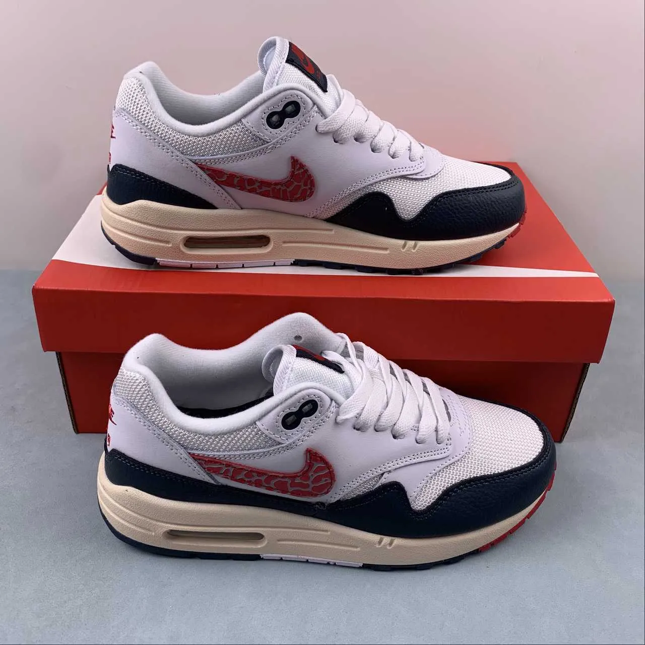 Air Max 1 PRM White Red Blue DH1348-146 dirt running cardio shoes