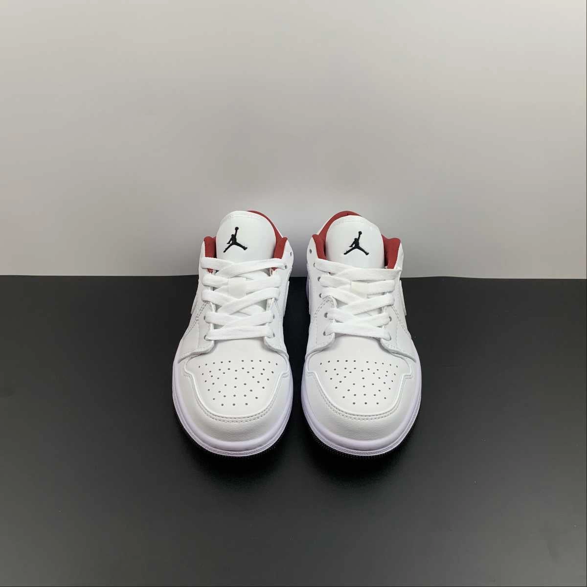 Trail Support Bendable Outsole Air Jordan 1 Low SE White 553560-164
