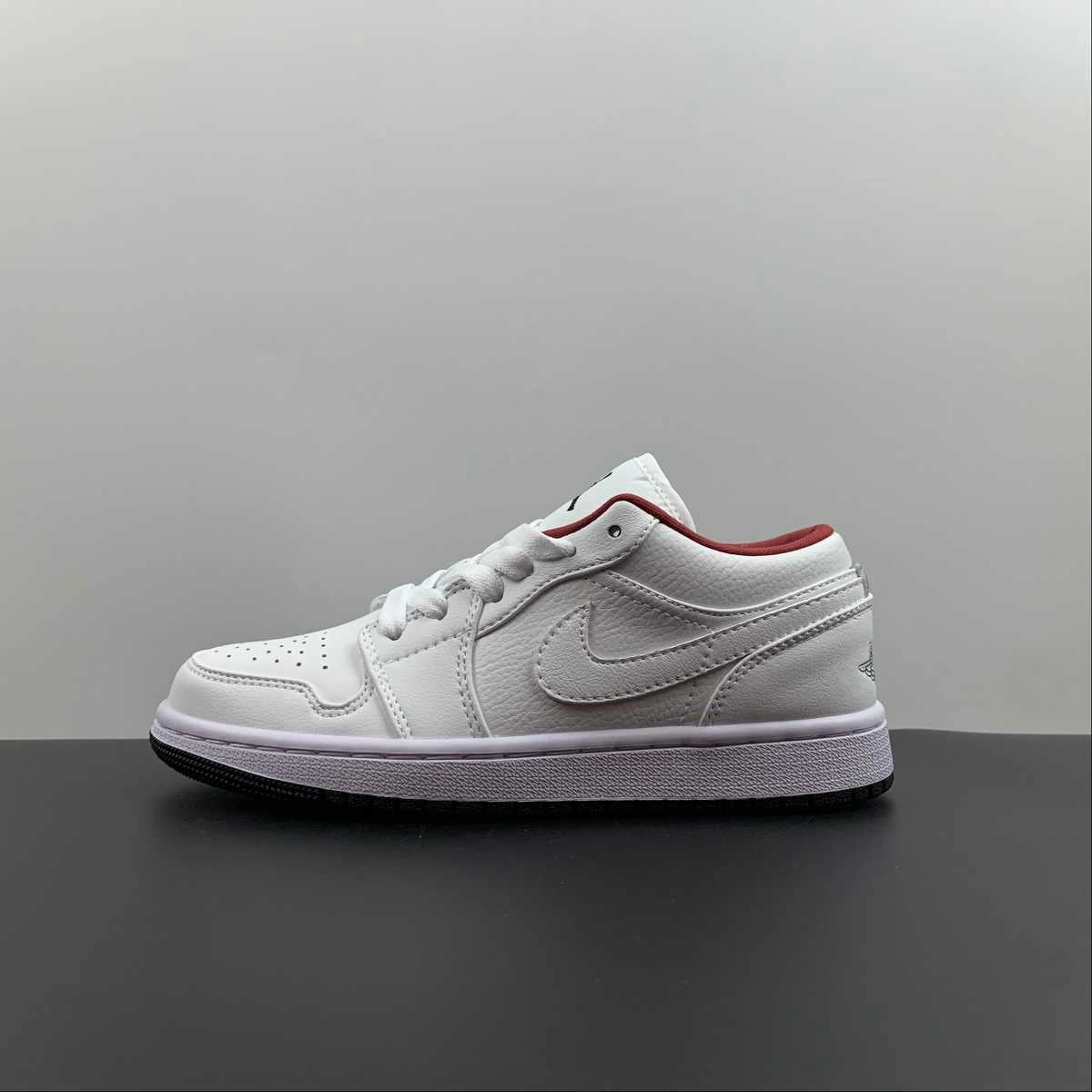 Premium Sole Air Jordan 1 Low SE White 553560-164