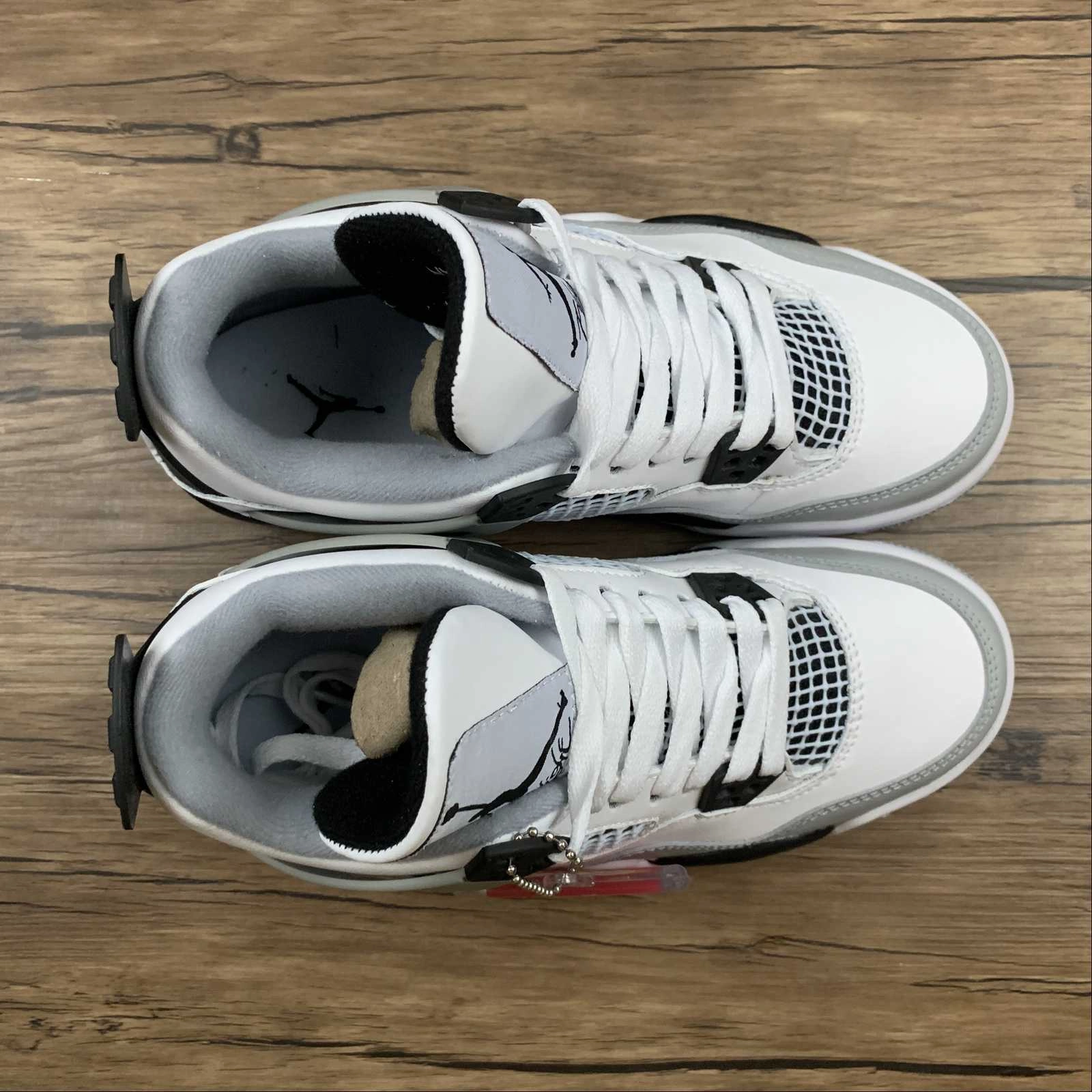 Arch Secure Slim flexibility Air Jordan 4 Retro Lightning 2021 White Black Dark Grey CT8527-021