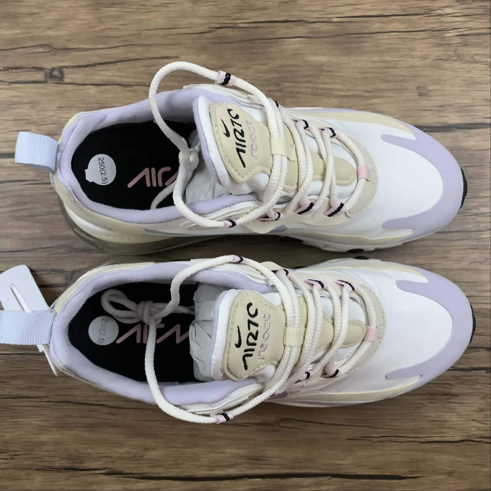 running strength training carbon - fiber running shoes Air Max 270 React Summit White Ghost-Fossil-Sail CT1287-100