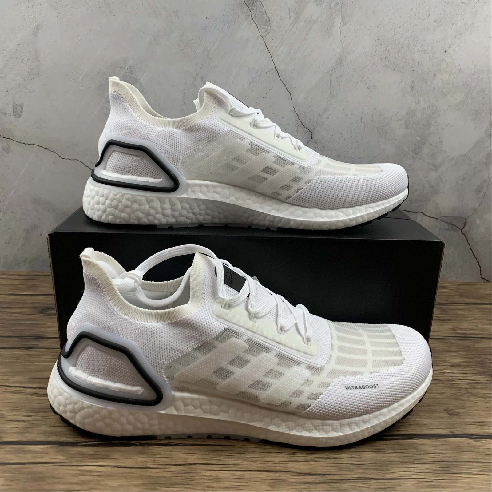 Reactive Rebound Variable Lace Lock Adidas UltraBoost S.RDY White Black