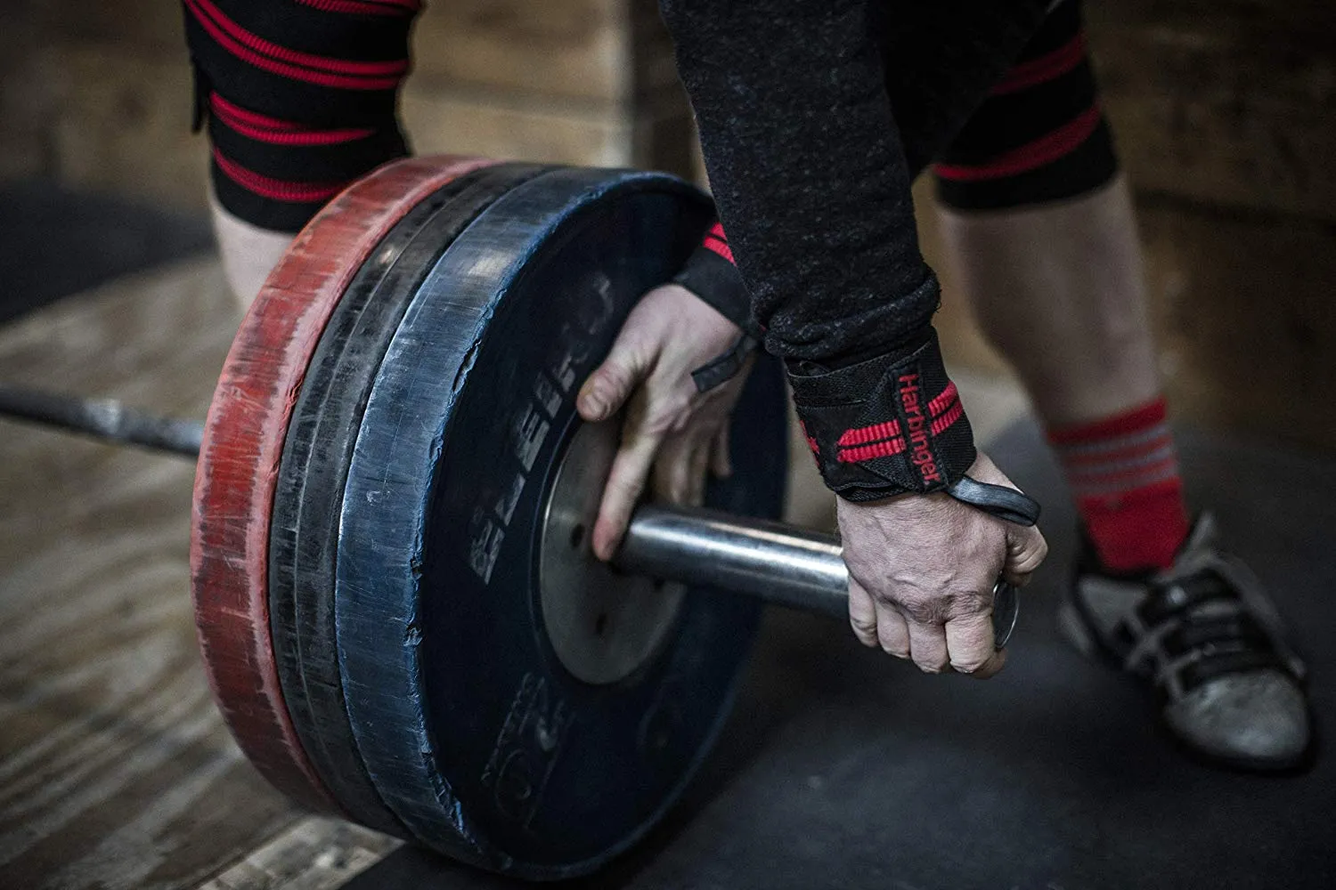 Harbinger Red Line 18-Inch Weightlifting Wrist Wraps for Men and Women | Color Black and Red | Pair