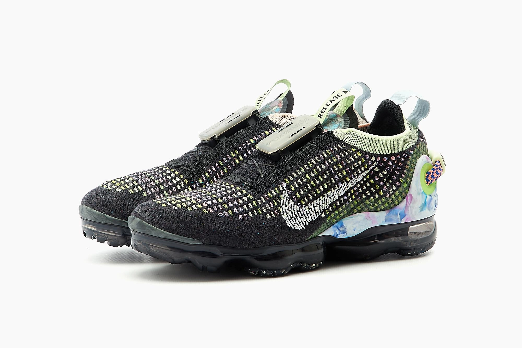 Air VaporMax 2020 FK Black White Barely Volt Atomic Pink CT1933-001 Functional Style Training Style