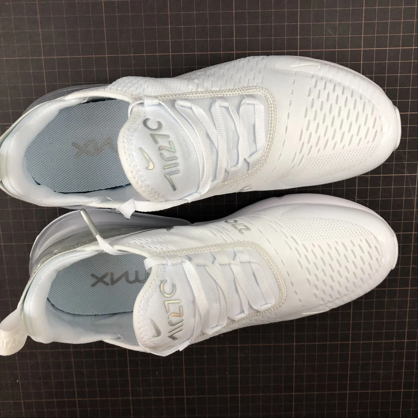 running in dusty tracks shoes Air Max 270 White-Metallic Summit-White-White CD8497-100