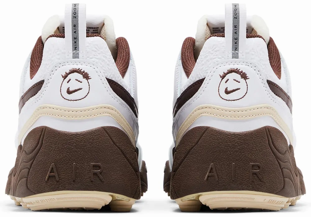 asphalt running wear Nike Travis Scott x Zoom Field Jaxx Light Chocolate