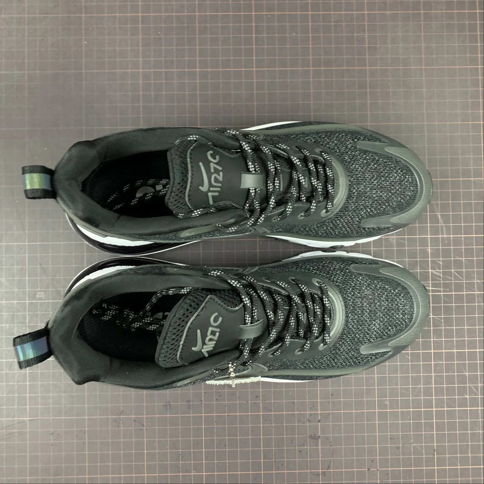 jogging shoes Air Max 270V2 Black Tech Black White AO4971-102