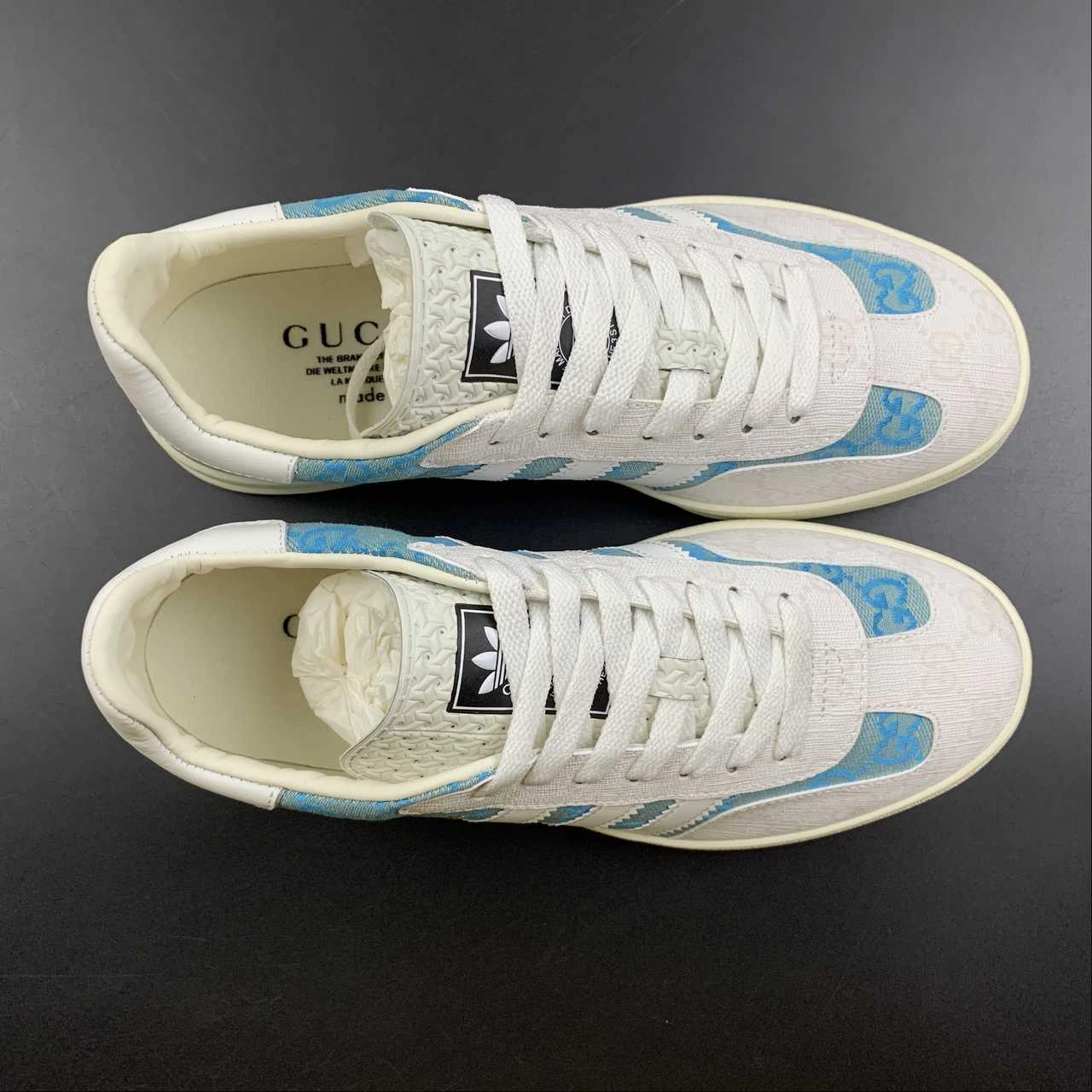 superb traction forefoot - support shoes Adidas x Gucci Gazelle Light Blue
