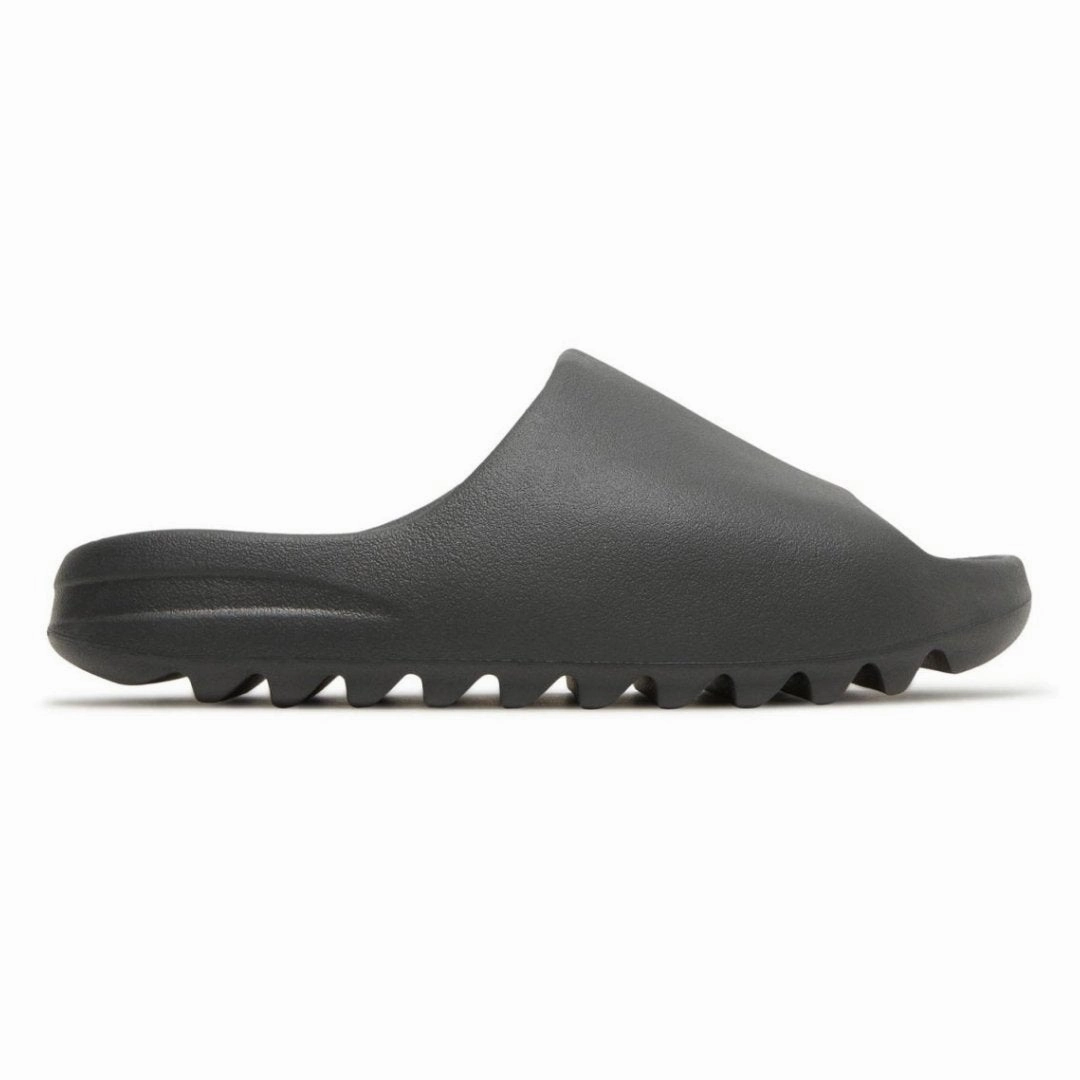 Water-resistant Adidas Yeezy Slide Onyx HQ6448