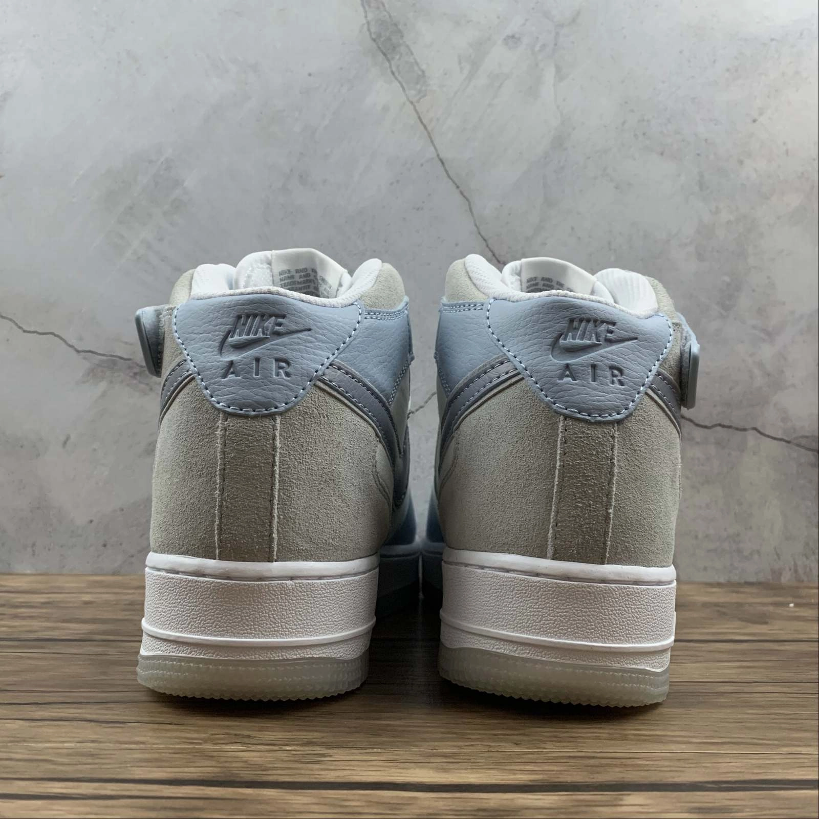 Air Force 1 07 Mid Light Armory Blue Obsidian Mist AO2425-500 Minimal Weight Campus Tour