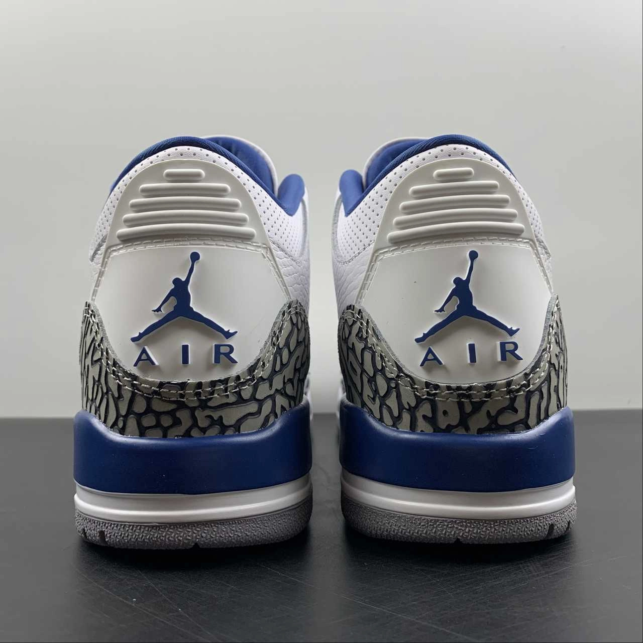 Light cushion Air Jordan 3 Retro Wizards White Metallic Copper True Blue Cement Grey CT8532-148