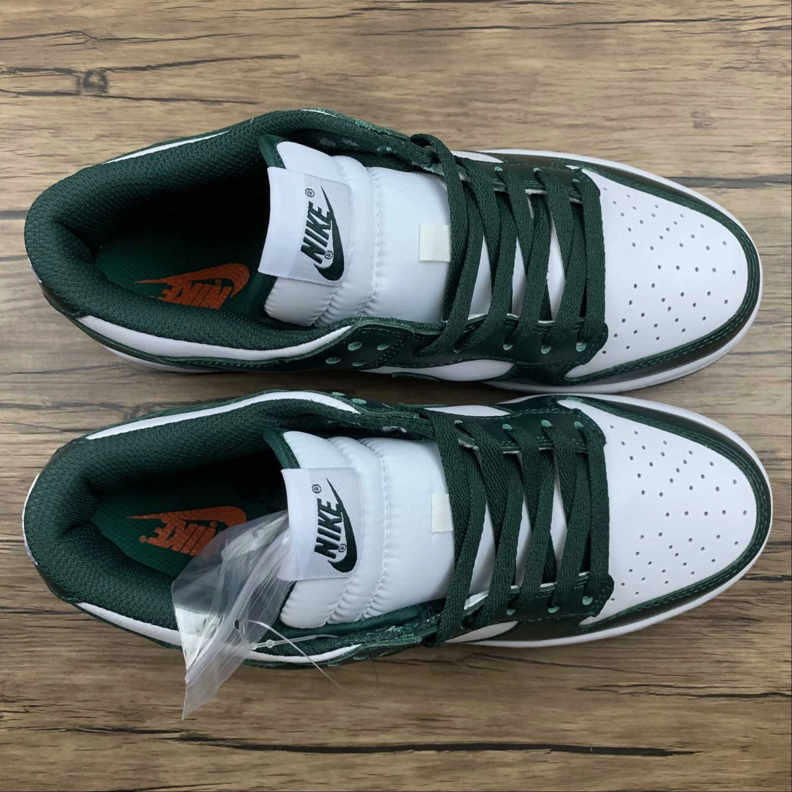 SB Dunk Low PRM Army Green White CW1590-102 Outdoor shoes