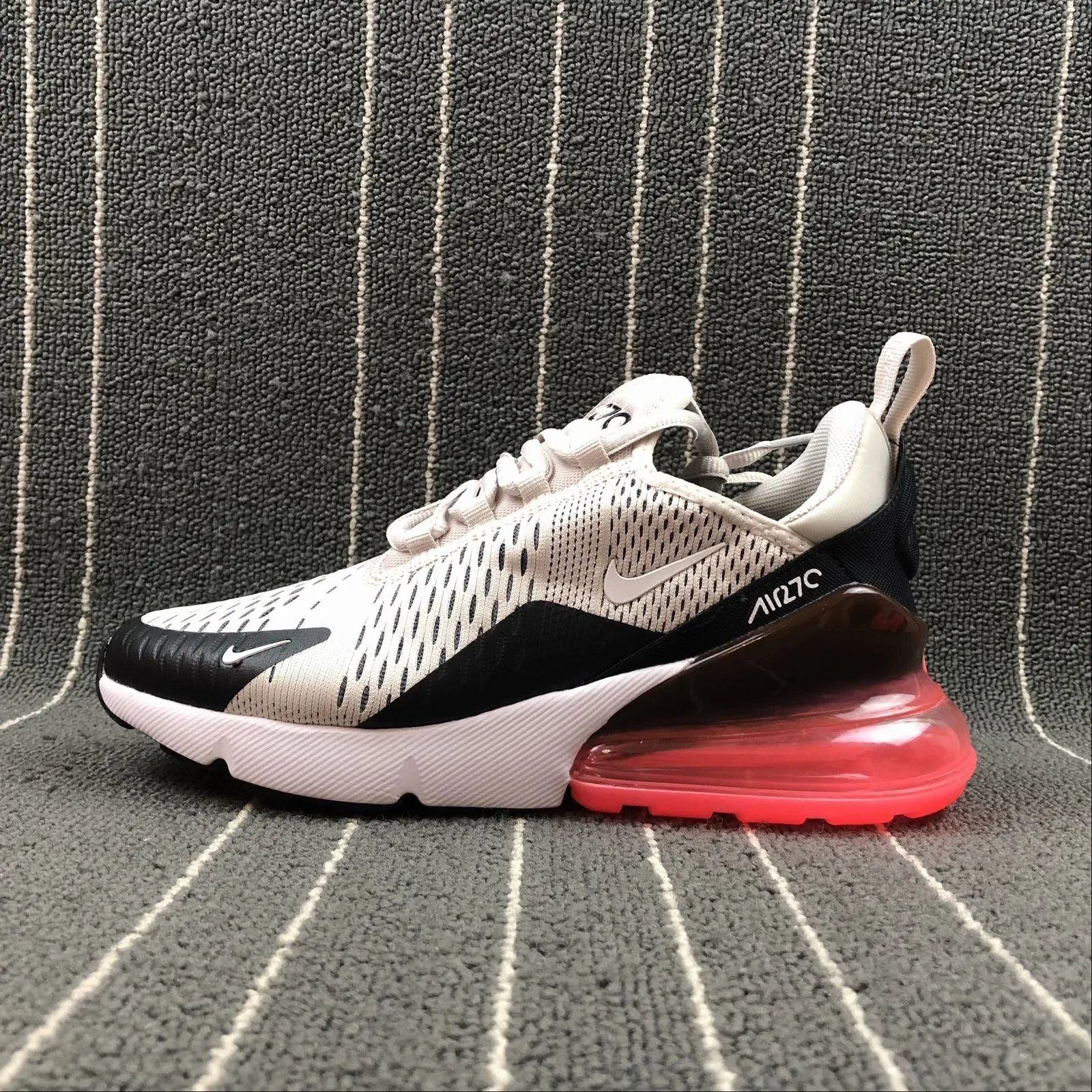 Air Max 270 Light Bone White Black 943345-002 color run running wear racing - specific shoes