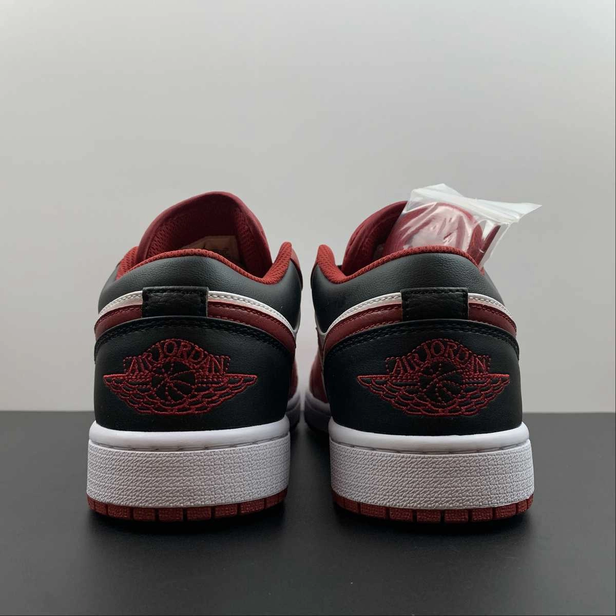 Pliable Stable Heel Counter Air Jordan 1 Low Red White Black 553558-163