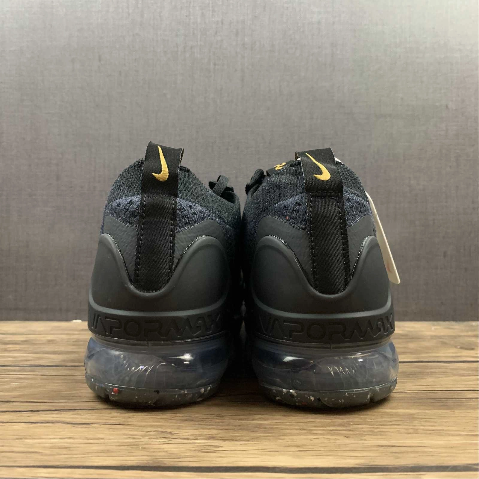 Iconic wear City Comfort Air VaporMax 2021 FK Black Gold DC4113-003