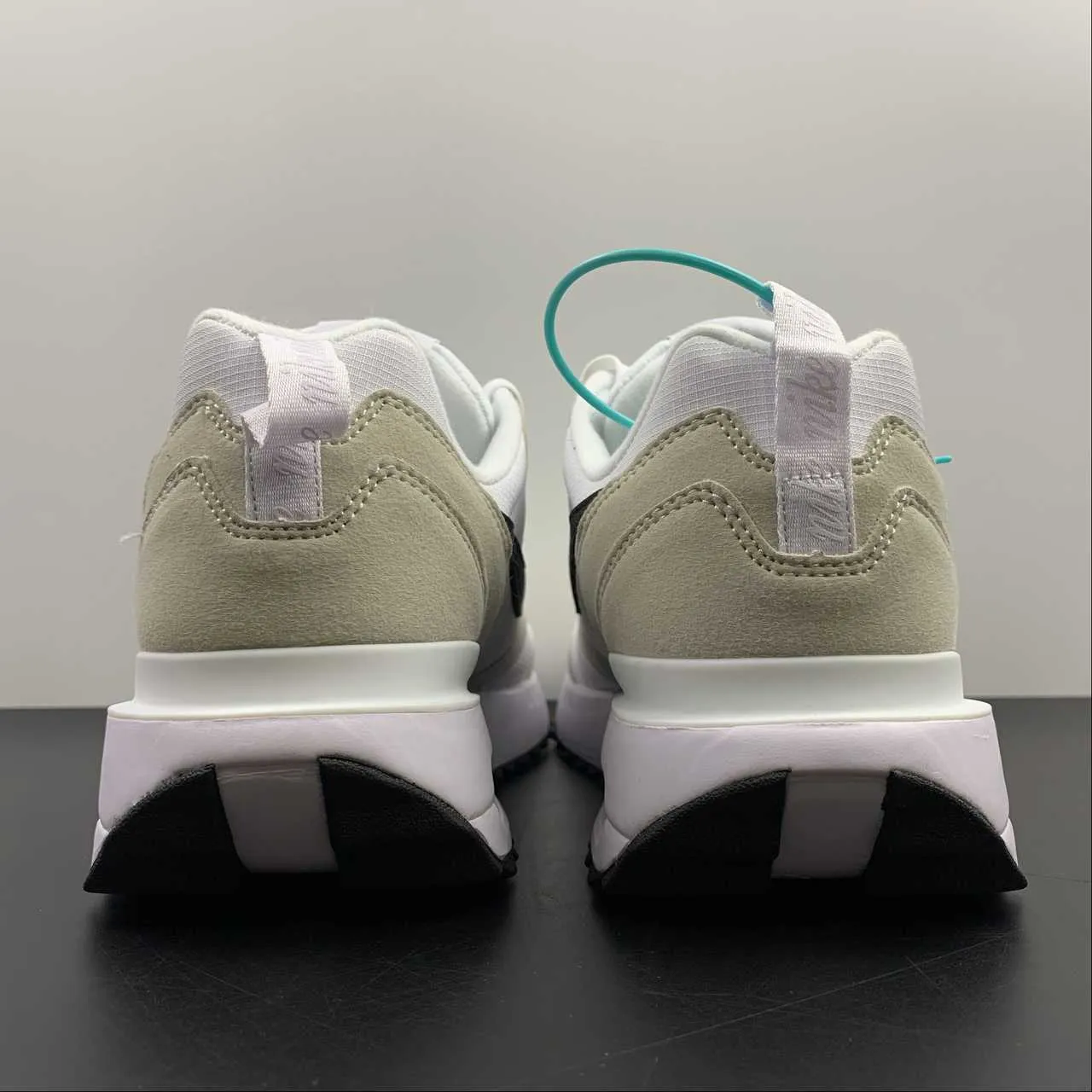 Custom replaceable insole shoes Air Max Dawn White Black Light Bone DH4656-100