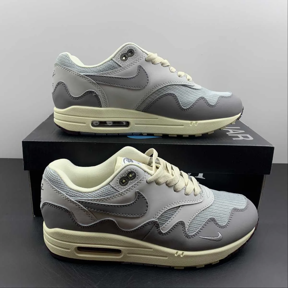 Patta x Air Max 1 Dark Grey White DH1348-011 hypoallergenic running wear cardiovascular health