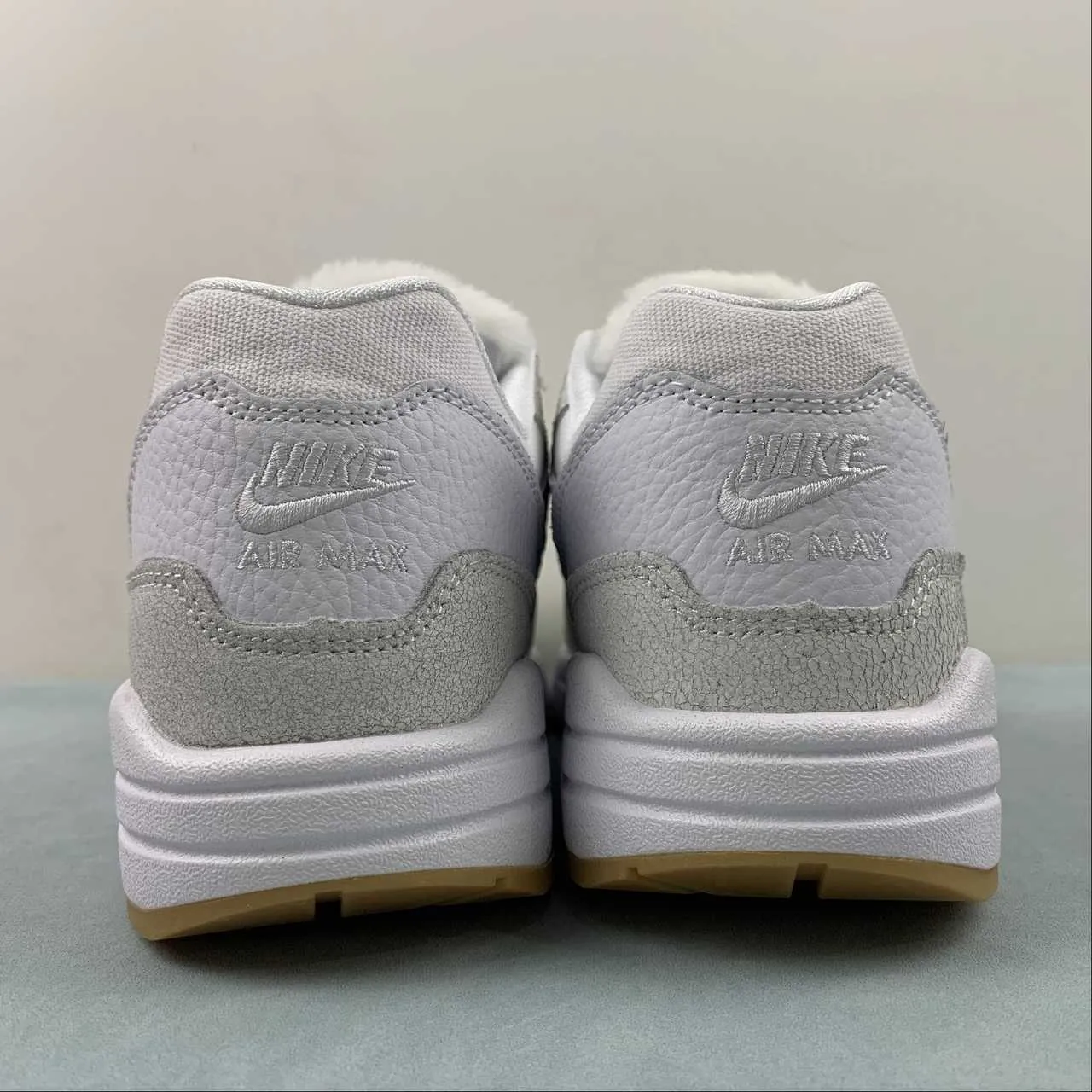 Air Max 1 The Bay White University Red FJ4451-100 futuristic shoes Motivation - boosting