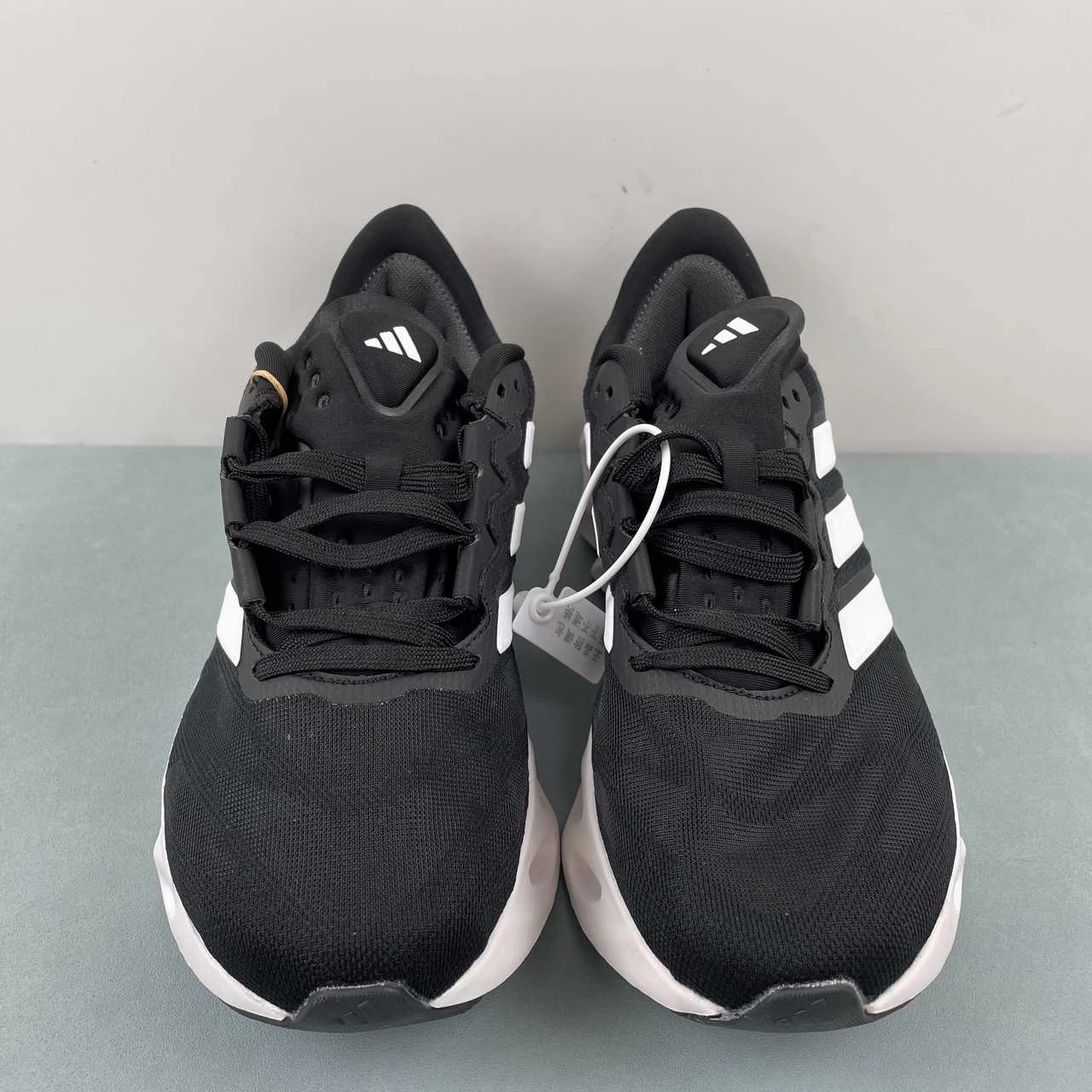 Adidas Switch Fwd Black White Grey5 ID1788 indoor track running shoe employment