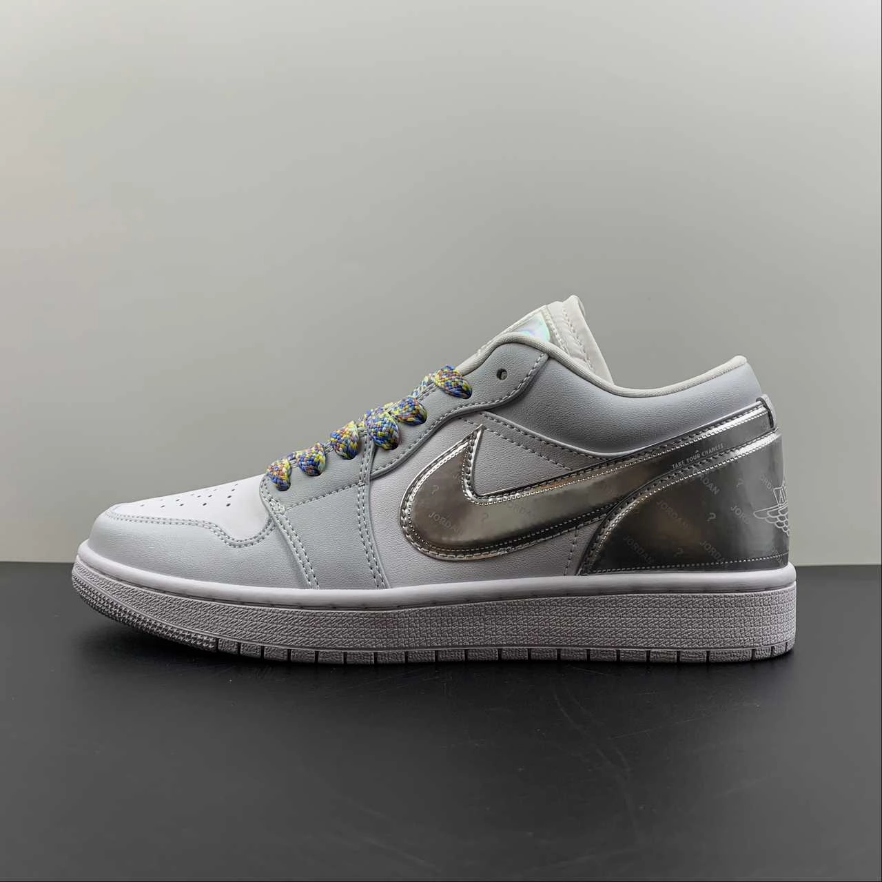 Energy Rush Soft Step Air Jordan 1 Low SE White Metallic Silver-White DX6070-101