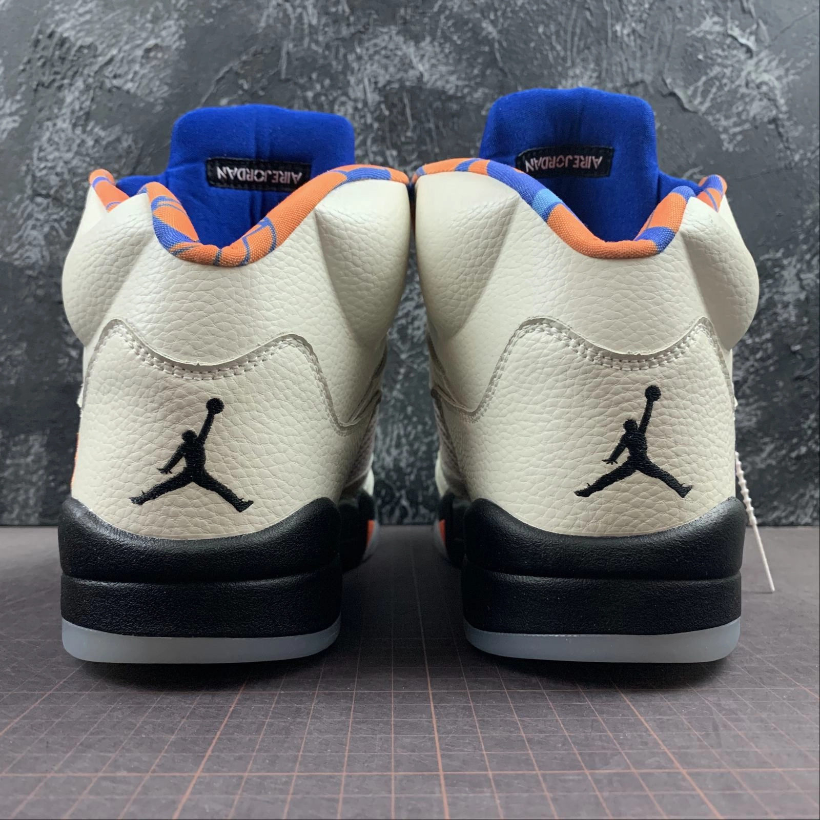 Sneakers Memory Foam Multi Layer Midsole Tech Air Jordan 5 Retro Sail Racer Blue-Cone-Black 136027-148