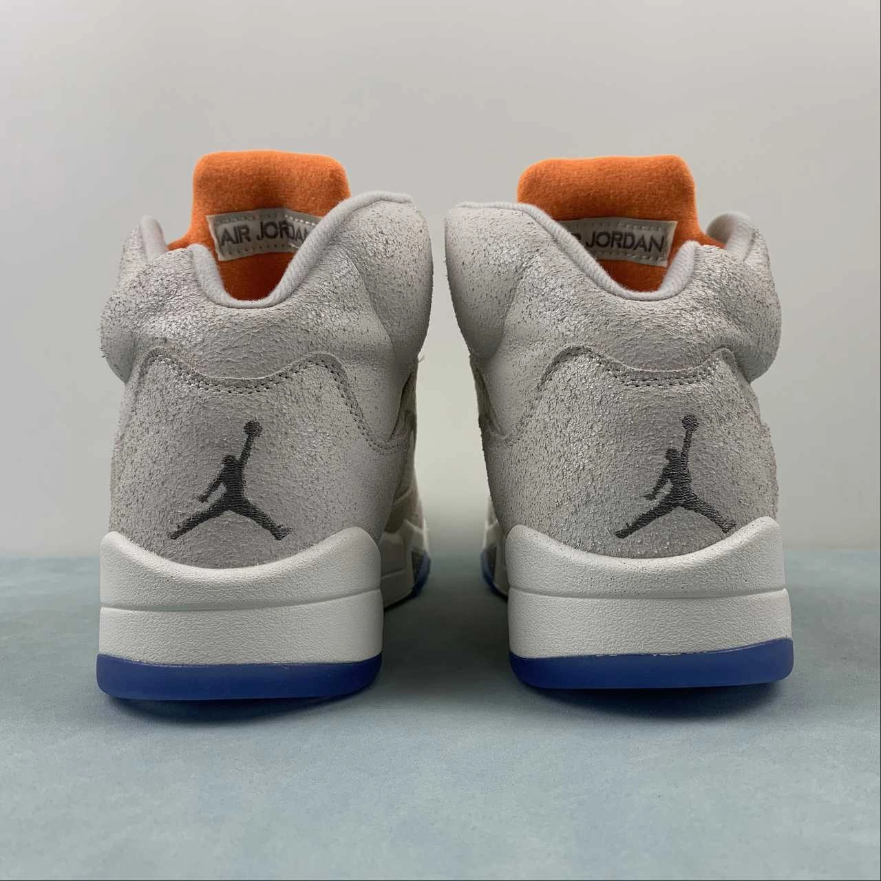 Air Jordan 5 Retro SE Craft Light Orewood Brown Safety Orange Flat Pewter Sail FD9222-180 Impact Resistant Structure Compression Molded Collar