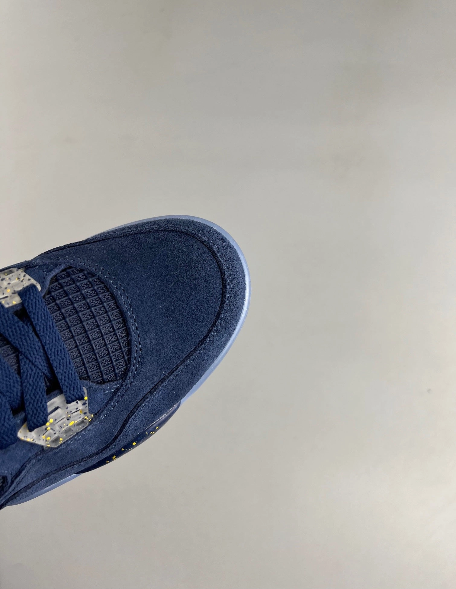 Functional Look Soft Motion Air Jordan 4 Retro Michigan PE Dark Obsidian University Gold Black AJ4-1036660